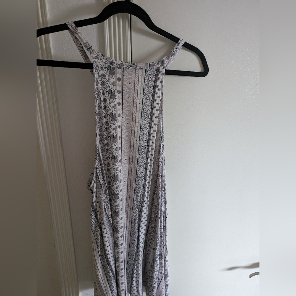 Macrame Halter Tank - Picture 4 of 4